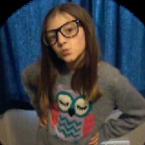 Meet your Posher, Makenzie - Picture 1 of 1